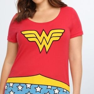 True Vintage Wonder Woman Graphic Tee